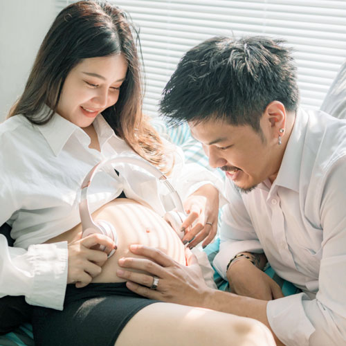 Baby Head Start Asian Parents